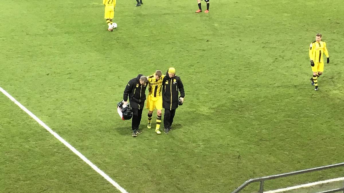 AUSSENBANDRISS: Im Januar zog sich Sven Bender beim Spiel des BVB gegen Paderborn einen Außenbandriss im Sprunggelenk zu. In gut zwei Monaten Pause verpasste er 13 Spiele für Borussia Dortmund