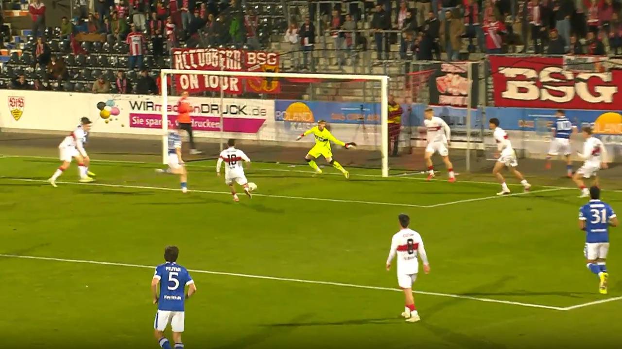VfB Stuttgart II - Energie Cottbus | Highlights der 3. Liga im Video