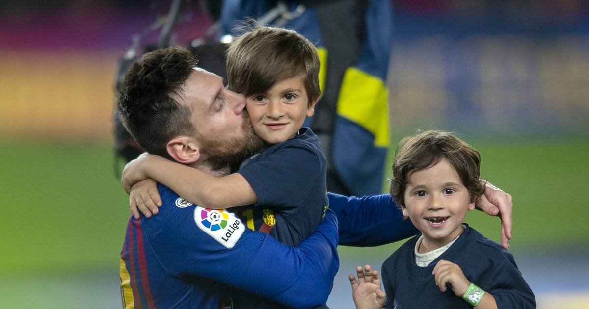 Lionel Messi Uber Familie Wechsel Drama Und Flehen Seines Sohns