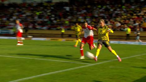 Borussia Dortmund hat sein Testspiel gegen die Sportfreunde Siegen deutlich mit 8:1 gewonnen.
