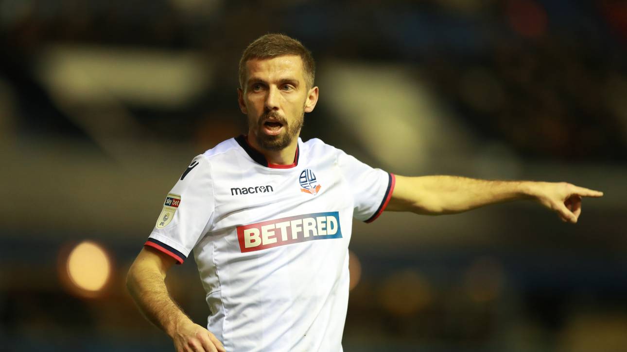 Bolton-Profis treten in Streik