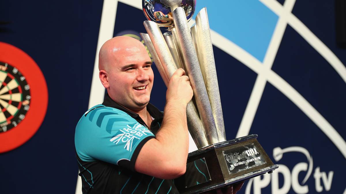 Rob Cross gewann 2018 als Debütant den WM-Titel. Bei der letzten Weltmeisterschaft sorgte Cross für eines der größten Comebacks der Darts-Geschichte. Im Viertelfinale drehte der Engländer ein 0:4 in ein 5:4 gegen Chris Dobey. 