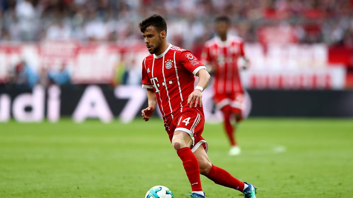 JUAN BERNAT: Der Spanier war häufig verletzt und wenn er zum Einsatz kam, konnte er nicht überzeugen. Erwischte vor allem im Viertelfinal-Hinspiel der Champions League in Sevilla einen rabenschwarzen Tag. Trotz Vertrags bis 2019 spricht vieles für seinen Abschied