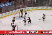 Im Spiel der Carolina Hurricanes gegen die Boston Bruins kommt es zur wildesten Minute der bisherigen NHL-Saison.