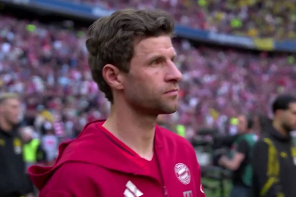 Thomas Müller steht vor seinem letzten Heimspiel und zeigt, wie emotional es wird.