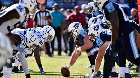 Indianapolis Colts v Tennessee Titans