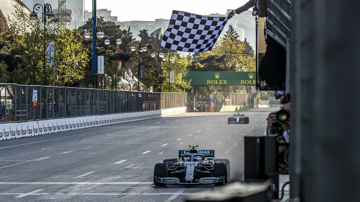 Hamiltons Ankündigung, dass es mit den Nettigkeiten gegenüber dem Teamkollegen jetzt ein Ende hat, ist schon ein Statement für einen verschärften teaminternen Zweikampf. Momentan spricht die Qualifying-Stärke für Bottas. Ein ganz wichtiges Pfund