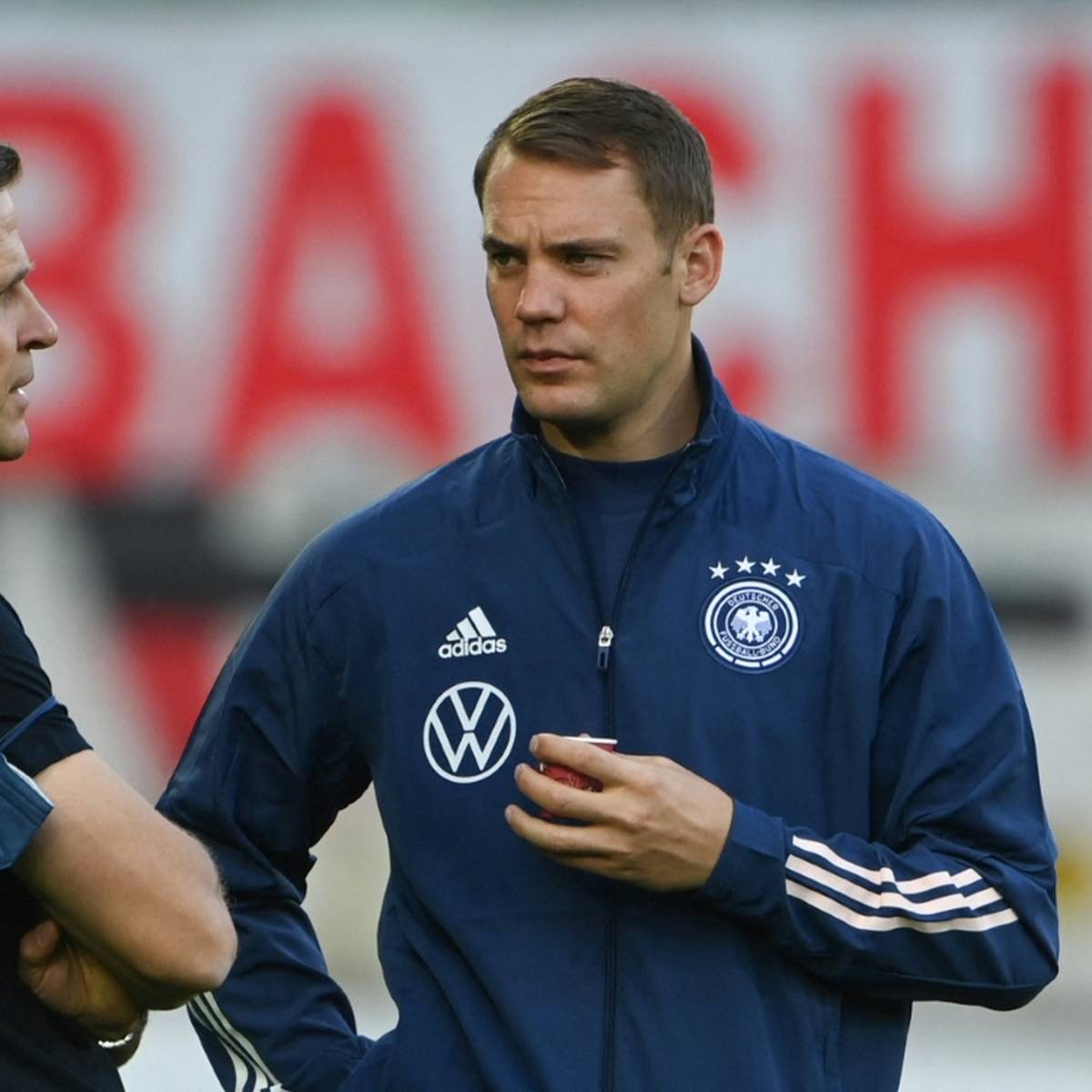 DFB-Direktor Oliver Bierhoff hat die deutsche Nationalmannschaft auf eine erfolgreiche Saison in der Nations League eingeschworen.