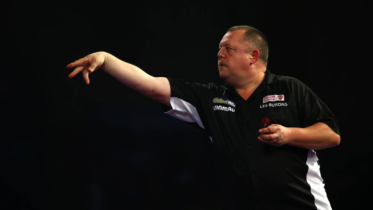 Doch "The King" kann die drohende Blamage dann doch noch abwenden. 3:2 heißt es am Ende für den klaren Favoriten