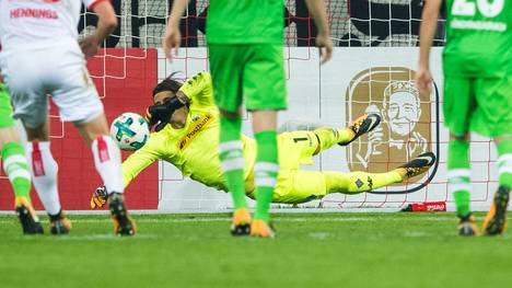 Fortuna Duesseldorf v Borussia Moenchengladbach - DFB Cup