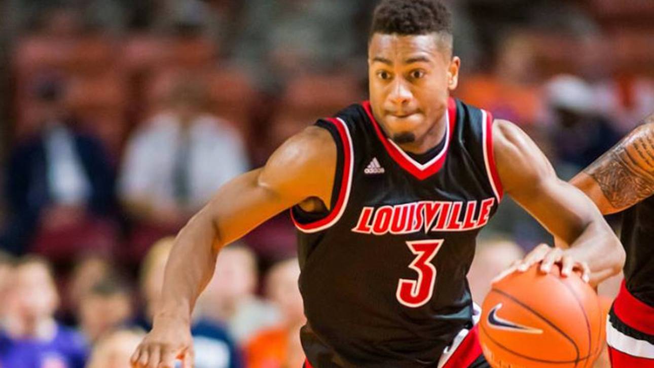 Bayreuth holt Guard Lewis