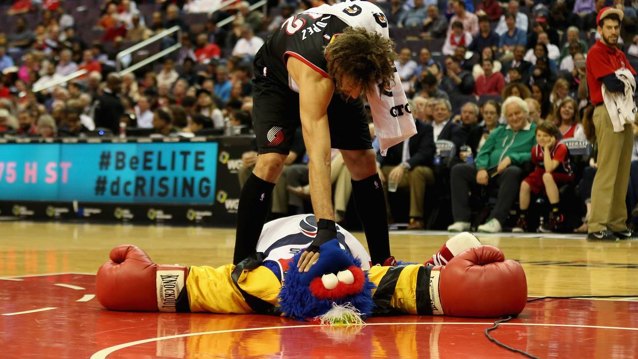 Robin Lopez: Der Maskottchen-Tyrann