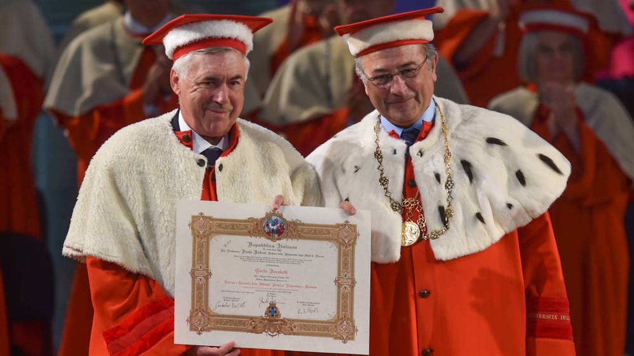 Dieser Star-Trainer ist jetzt Doktor