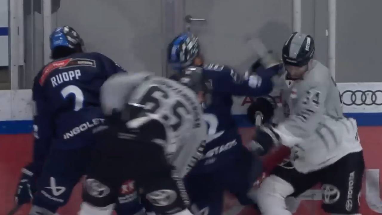 Heftige Klatsche gegen Ingolstadt! Hier entlädt sich der Frust der Kölner Haie