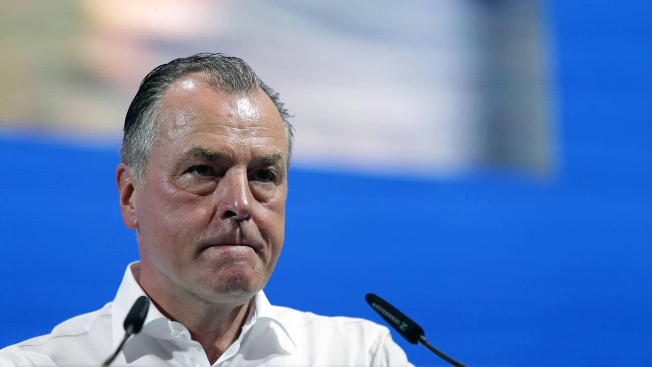 Ehrenrat berät: Tönnies droht Aus