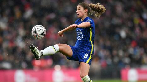 Melanie Leupolz im Trikot des FC Chelsea