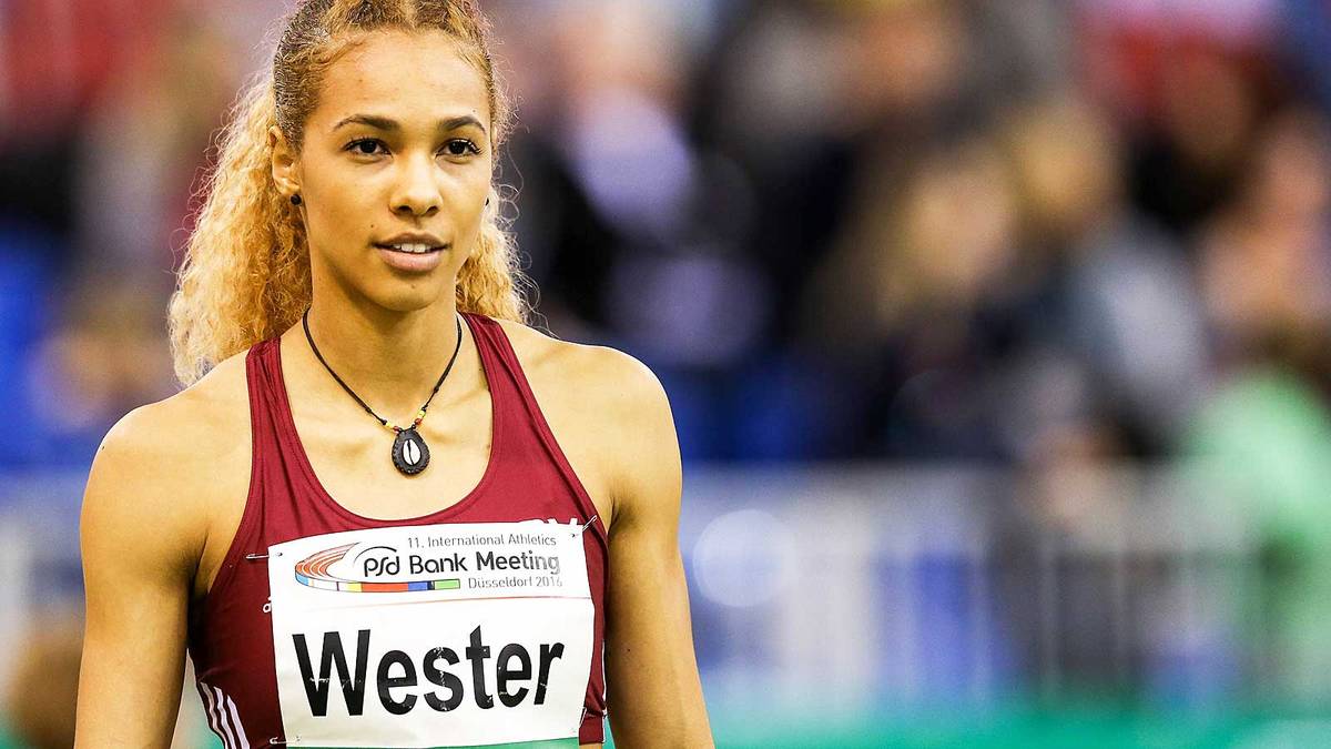 Im Schatten der breiten Öffentlichkeit arbeitet sie sich langsam an die 7-Meter-Marke heran