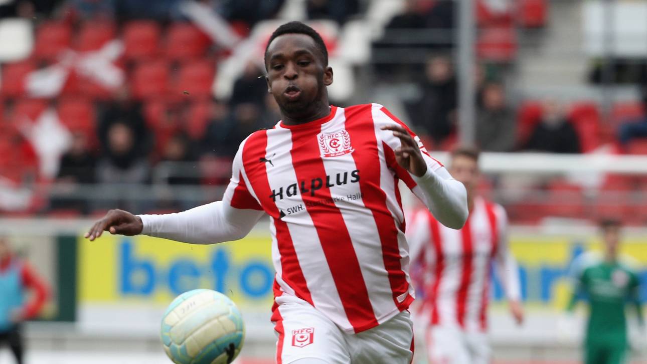 Kaiserslautern verstärkt die Offensive