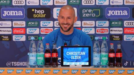 Hoffenheims Trainer Christian Ilzer lächelt Trennungsgerüchte im Sommer weg und setzt zu einem interessanten Vergleich an.