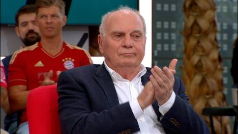 Die Doppelpass-Runde diskutiert emotional über den Einfluss von Investoren im internationalen Fußball, insbesondere aus den Golfstaaten. Journalist Markus Feldenkirchen hält eine Brandrede für 50+1 - und erntet sogar Applaus von Uli Hoeneß.