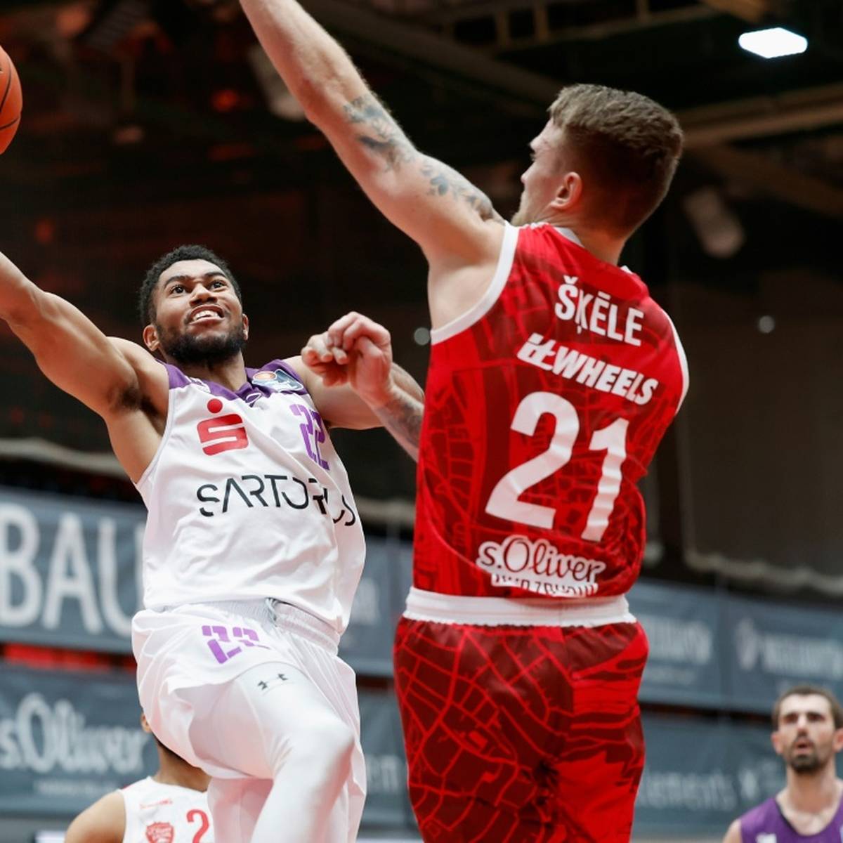 Nach verpasster Qualifikation für den FIBA Europe Cup legt die BG Göttingen mit einem Sieg in der neuen Saison der Basketball Bundesliga los.