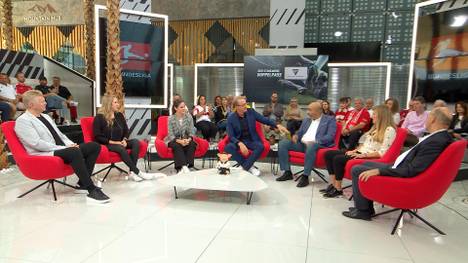 Der Frauenfußball in Deutschland und ganz Europa wächst weiter an. Über Entwicklung der Professionalisierung haben die Experten im Doppelpass allerdings unterschiedliche Meinungen. 