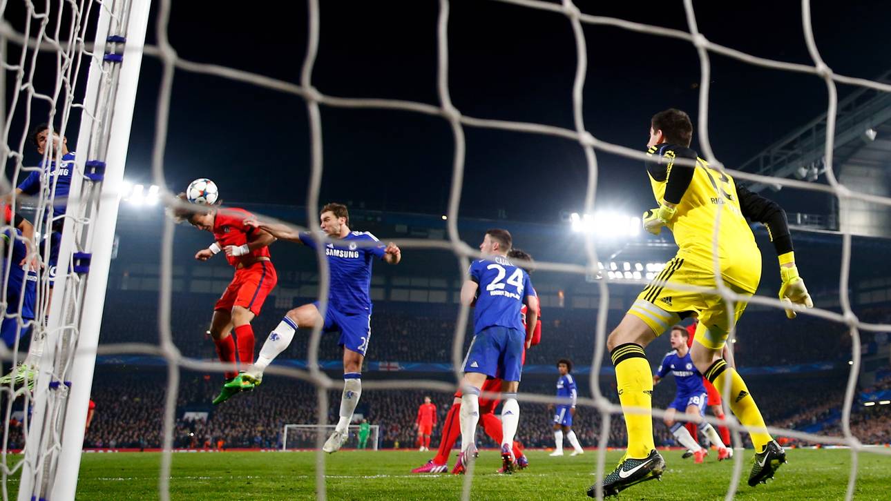Chelsea v Paris Saint-Germain - UEFA Champions League Round of 16