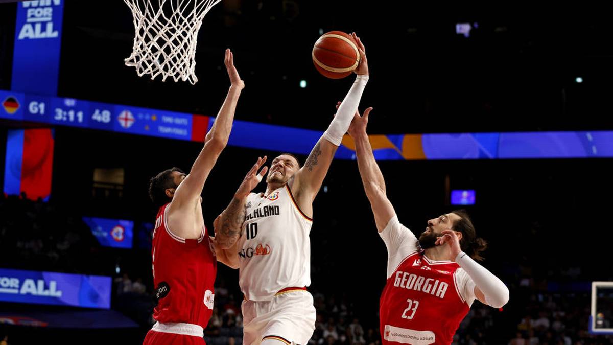 Vor der Saison ist die Spielzeit jedoch eine kleine Wundertüte für den 31-Jährigen. In der vergangenen Saison absolviert er verletzungsbedingt nur sieben Spiele. Bei der Weltmeisterschaft hat er jedoch eindrucksvoll bewiesen, dass er wieder gesund ist und für sein Team dahingeht, wo es wehtut.