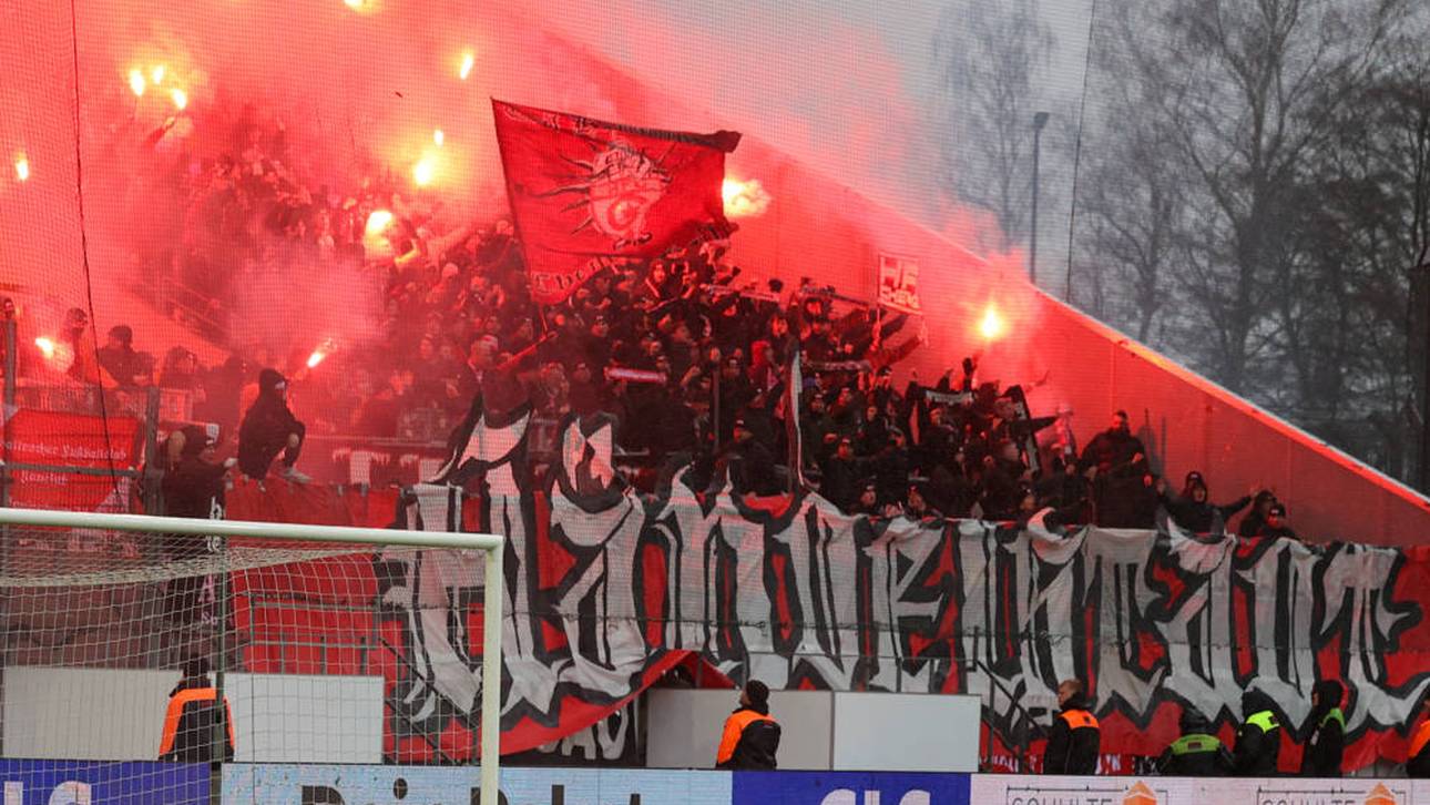 Geldstrafe für Halle nach Pyro-Show