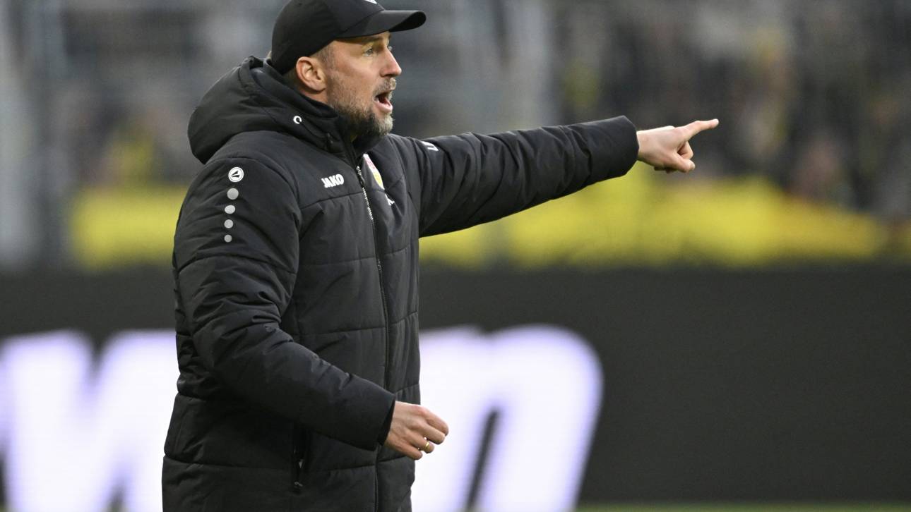 Hoeneß verteidigt Mega-Rotation