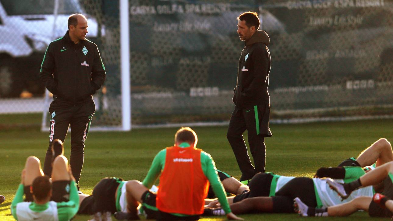 Werder gibt Jung-Torwart Profivertrag