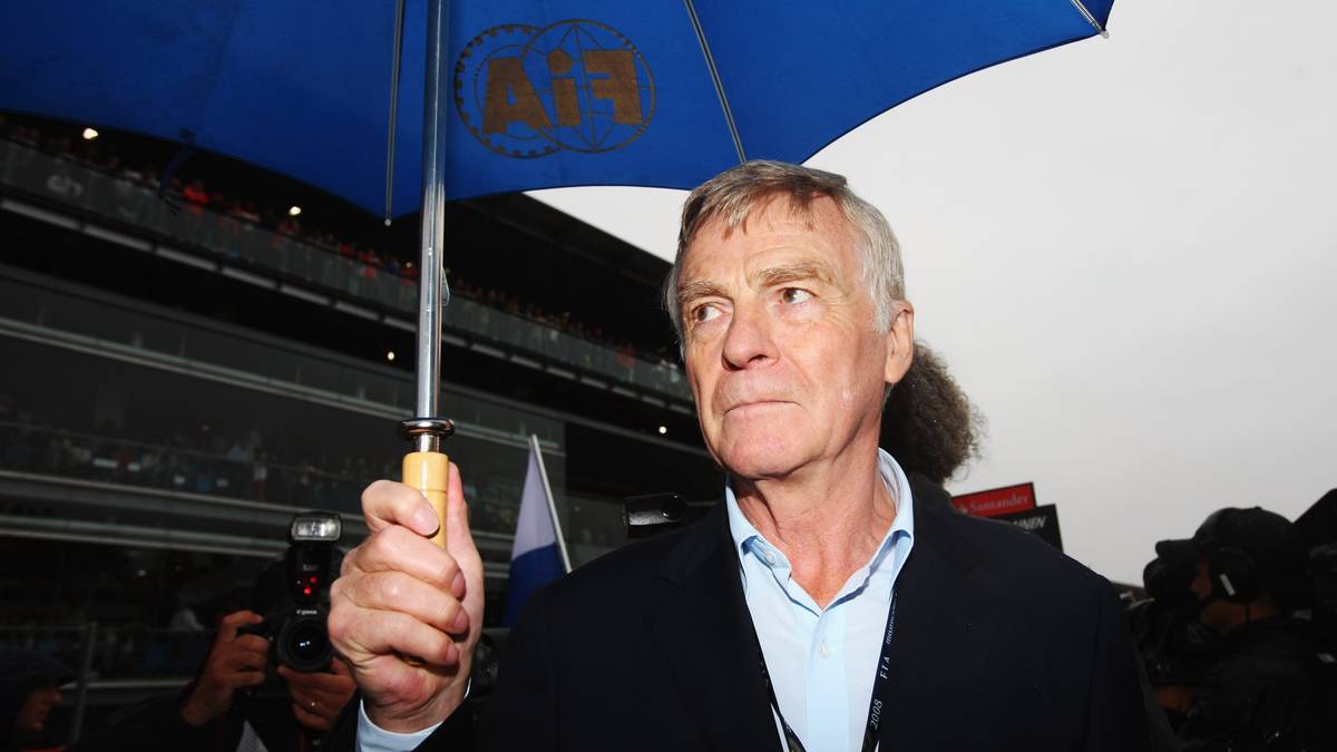 2008: Die britische Zeitung "News of the World" berichtet von der Existenz eines Videos, worauf FIA-Chef Max Mosley als "Gastgeber einer Sexorgie mit Prostituierten in Nazi-Uniformen" zu sehen sein soll. Die Empörung seitens der Öffentlichkeit und einiger Automobilhersteller ist groß. Mosley bleibt jedoch im Amt und gewinnt einen Rechtsstreit gegen die Zeitung