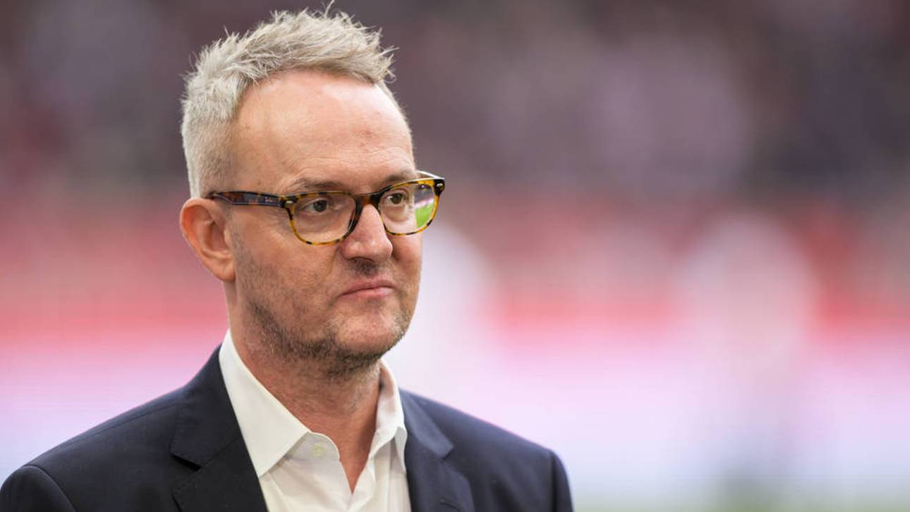 VfB-Boss Alexander Wehrle ist außer sich