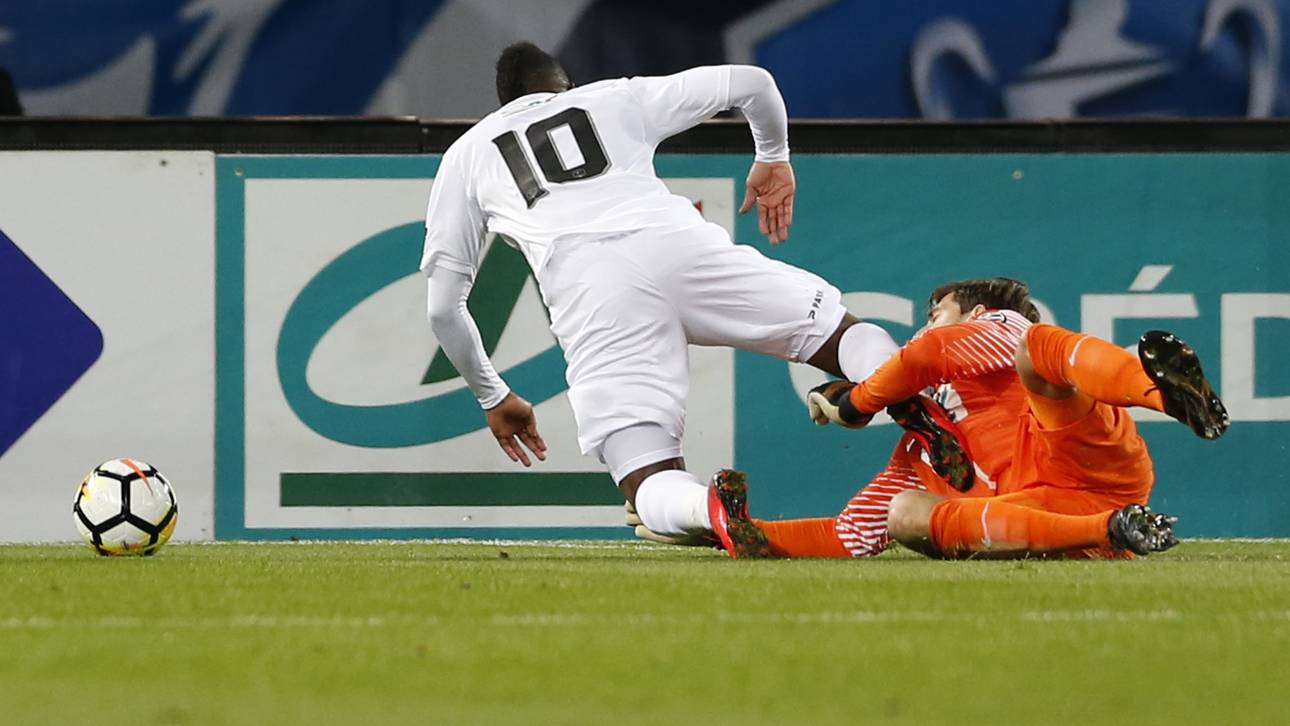 Trapp unglücklich: PSG kommt aber weiter