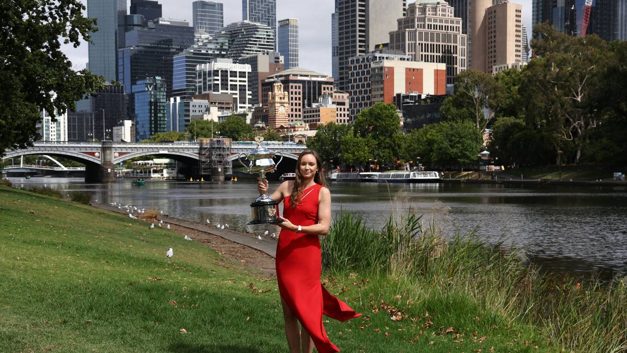 Jelena Rybakina lässt sich in Melbourne feiern