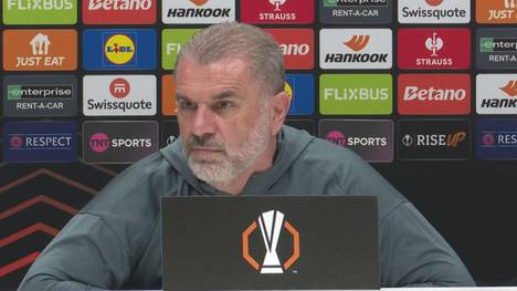 In der Liga liegt man auf Platz 16. Entsprechend wackelt der Stuhl von Tottenham-Trainer Ange Postecoglou. Der Australier will sich trotz seiner Lage, seinen bisherigen Erfolg mit den Spurs nicht kleinreden lassen.