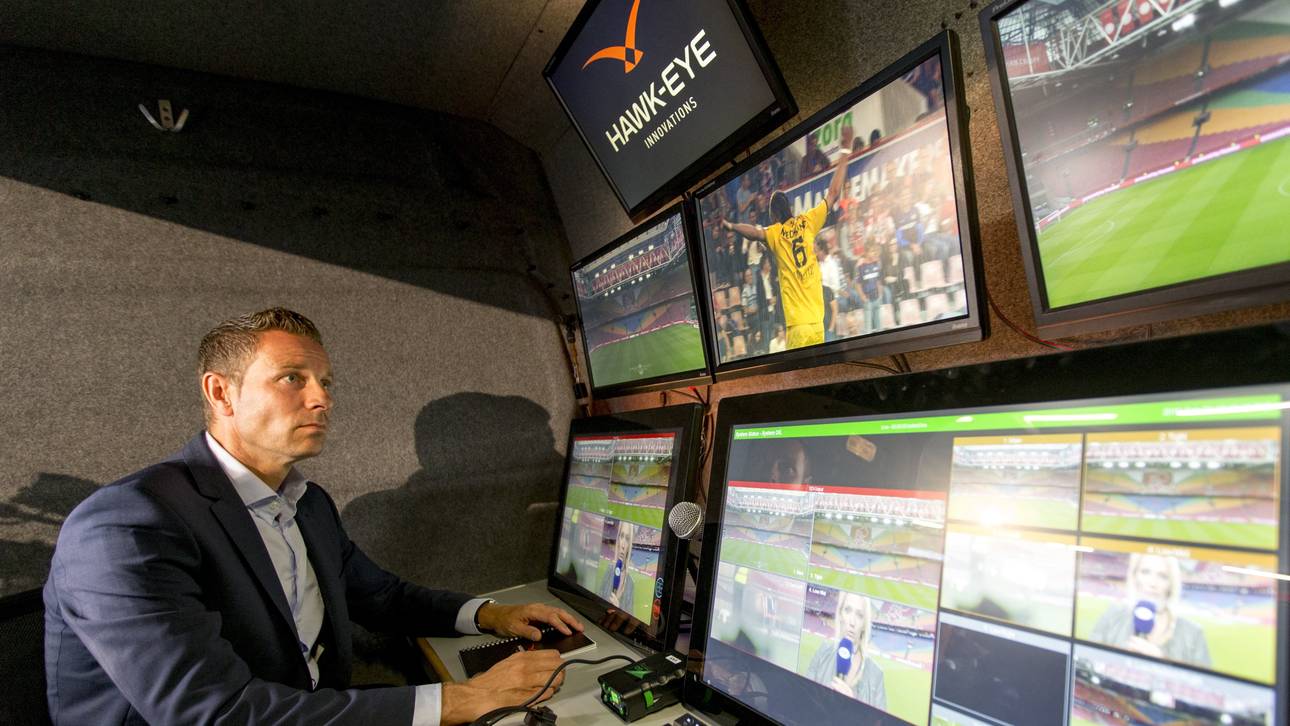 Premiere für Videobeweis – direkt Rot