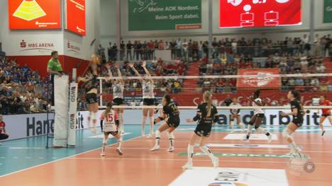 Der Allianz MTV Stuttgart verteidigt den Deutschen Meistertitel gegen Supercup-Sieger Potsdam. Das vierte Finale der Serie gerät dabei zeitweise zur Nervenschlacht.