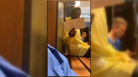 Salomon Kalou hat sich offenbar unter Tränen bei seinen Mitspielern von Hertha BSC entschuldigt. Am Dienstag stellte sich der ehemalige Champions-League-Sieger seinen Kollegen in der Kabine. 