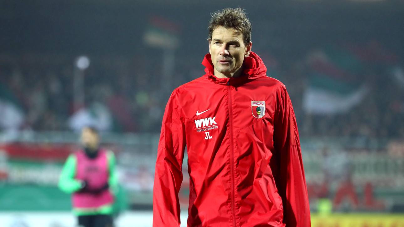 Holstein Kiel v FC Augsburg - DFB Cup