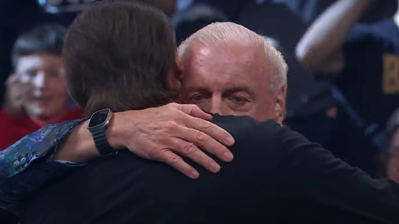 Ikone überrascht mit Debüt bei AEW