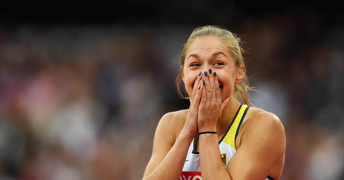 Немецкая Бегунья Джина Люкенкемпер В Купальнике