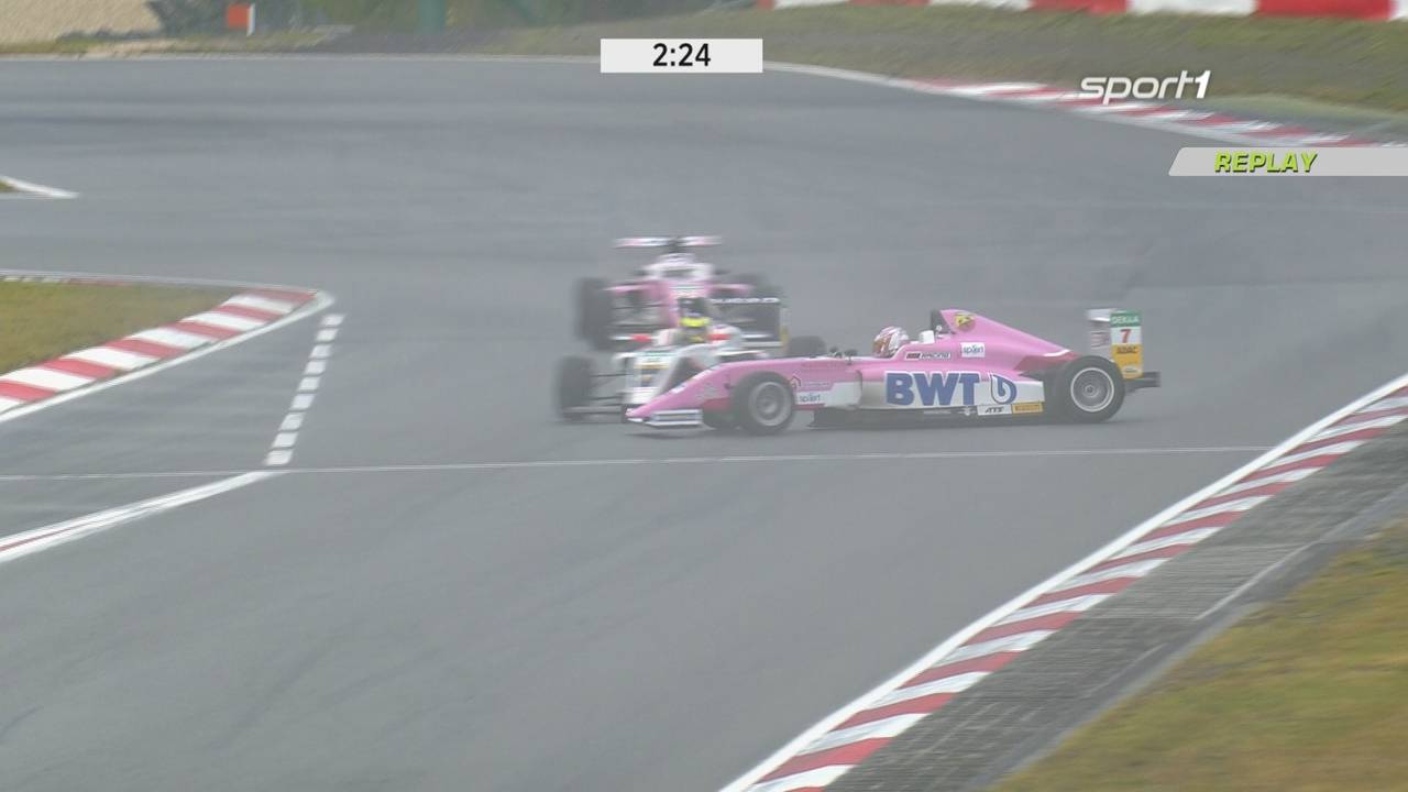 ADAC Formel 4: Jonny Edgar siegt im Regentanz vom Nürburgring