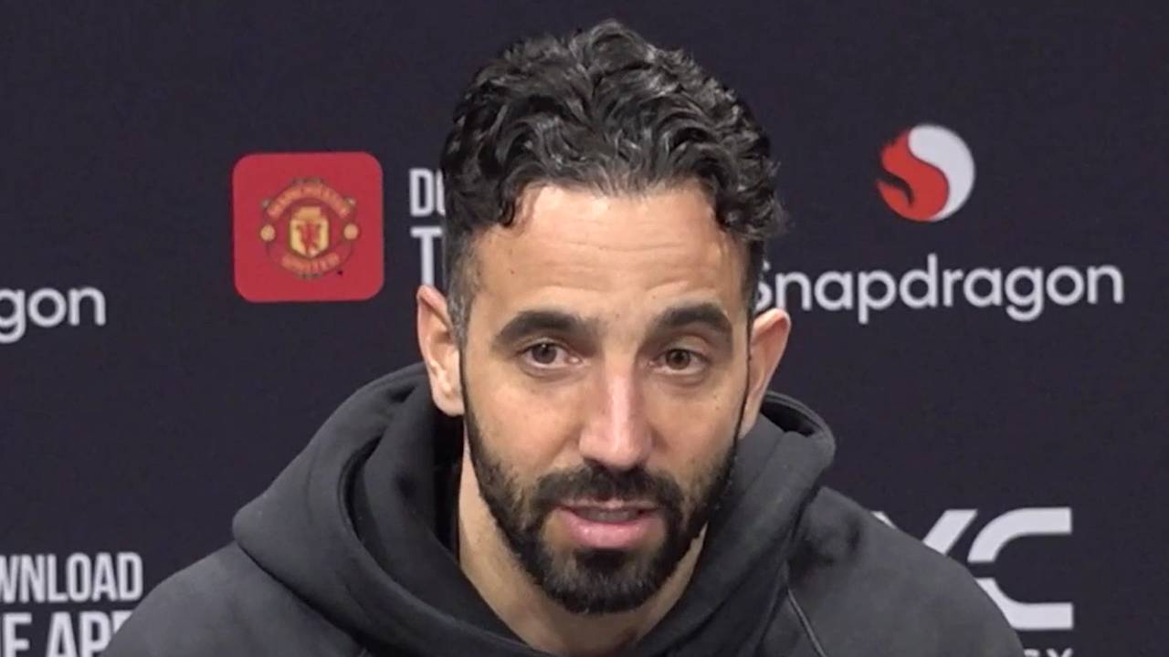 Kritik nimmt zu: So reagiert United-Trainer Amorim