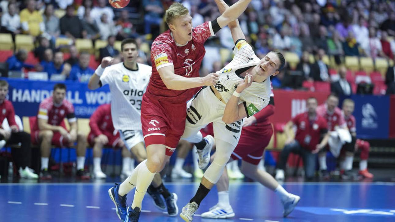 Juri Knorr (r.) hatte gegen Polen Schmerzen am linken Knie