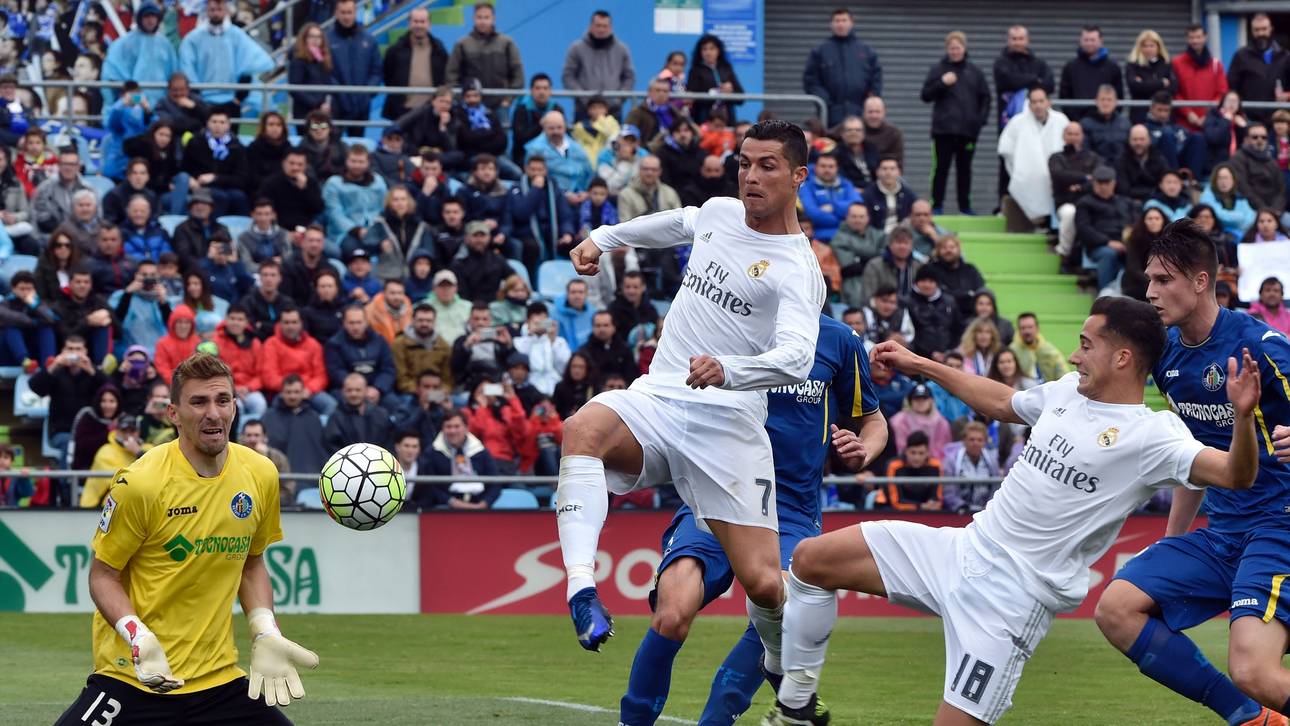 Derbysieg: Real setzt Barca unter Druck