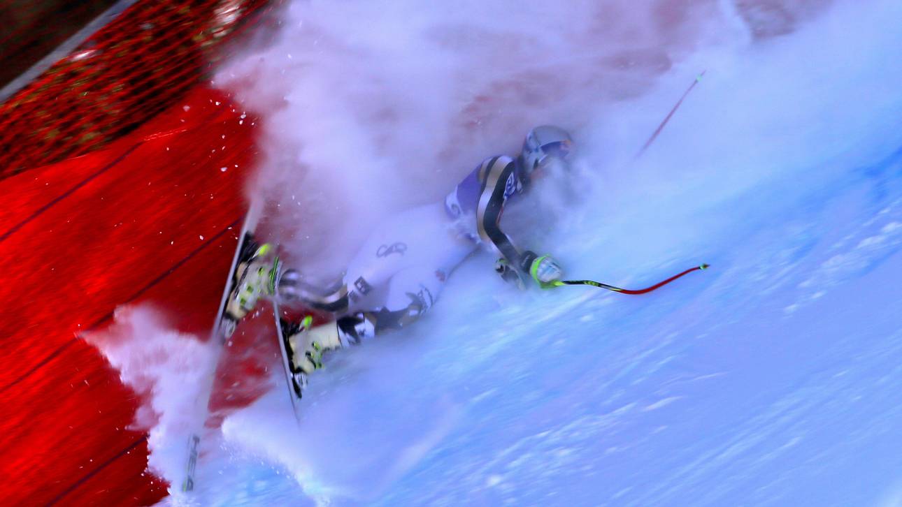 Vonn stürzt erneut, Rebensburg Vierte