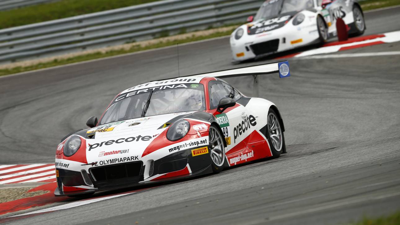 Generalprobe: Porsche mit Bestzeit