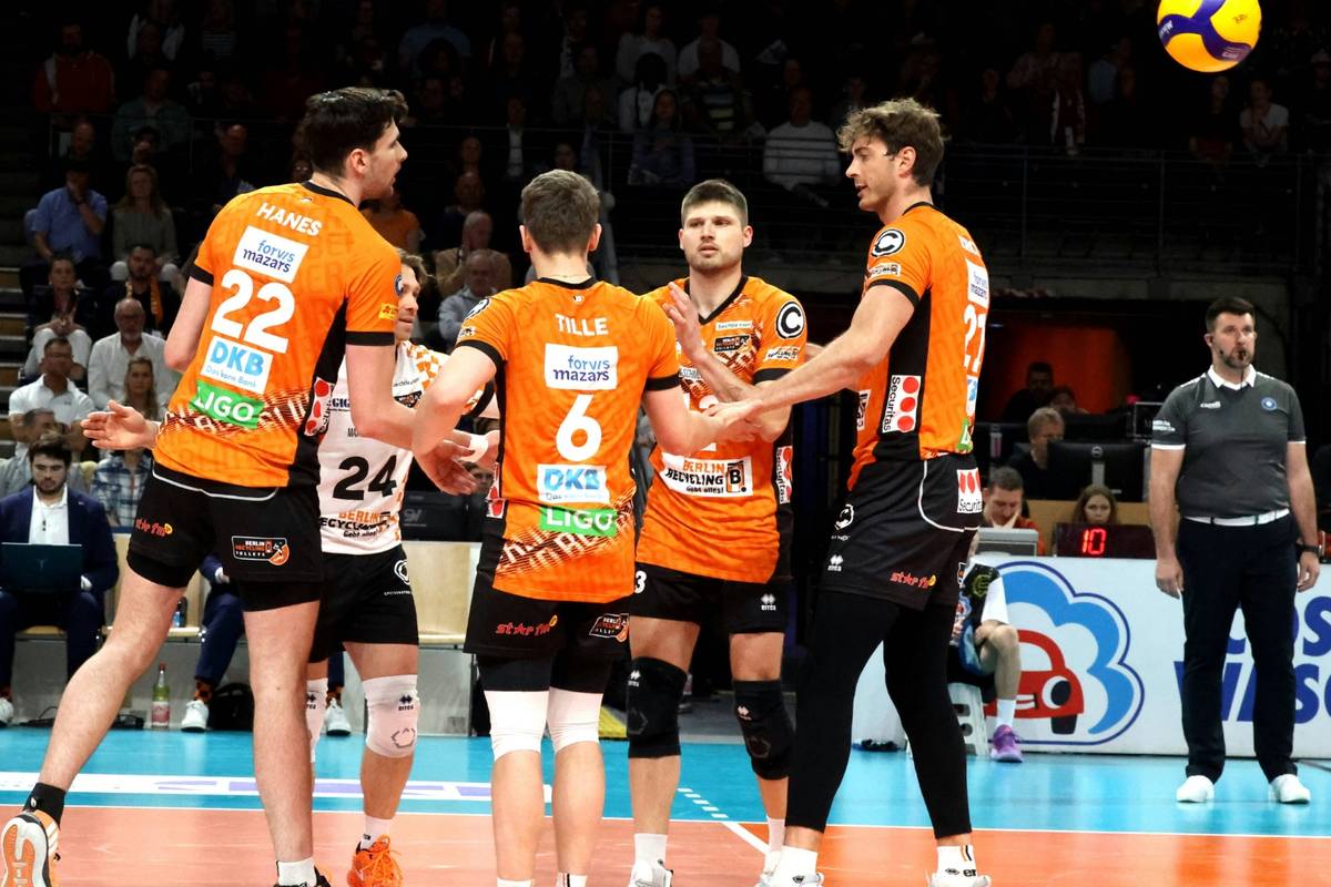 BR Volleys legen im Finale vor