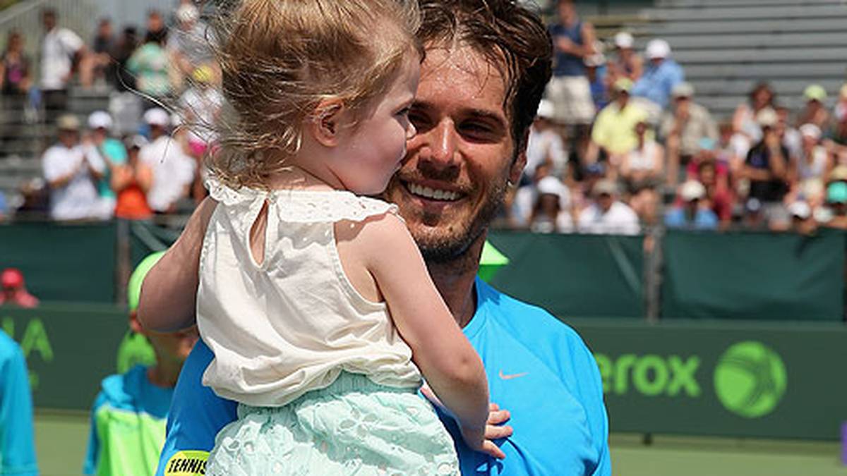 Tochter Valentina ist auch der Ansporn für Haas, seine Karriere fortzusetzen. Er setzt sich zum Ziel, dass Valentina ihren Papa noch als Tennisspieler wahrnimmt